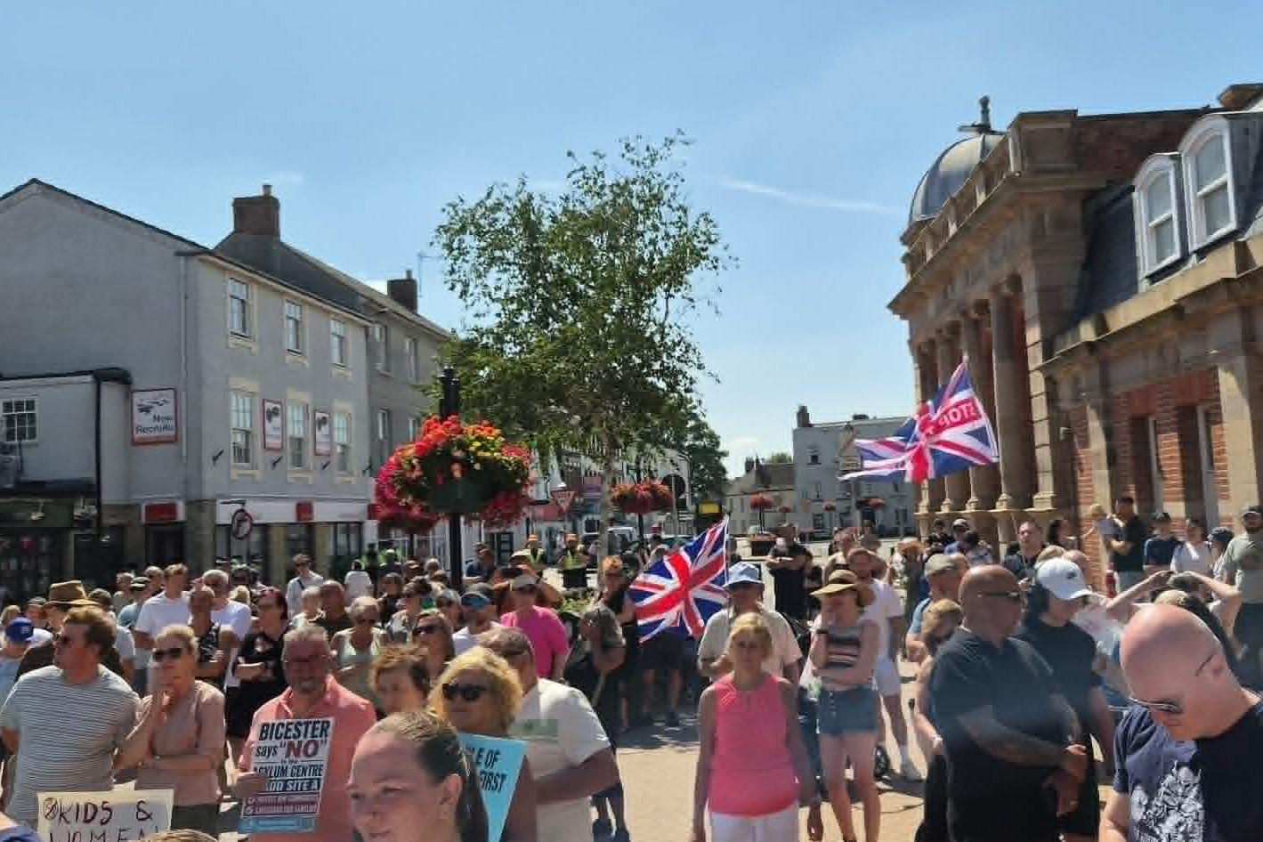 bicester-protests